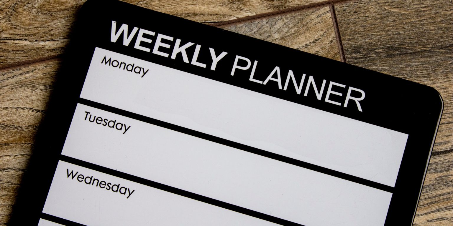 Simple calendar graphic with four weekly themes and posting slots